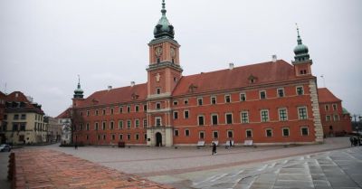 Piknik na dworze na Zamku Królewskim w Warszawie - w sobotę